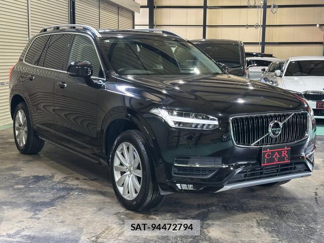 Volvo XC90 2017-01 8373760-1