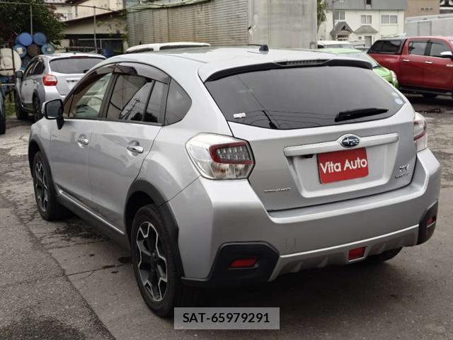 Subaru XV HYBRID 2014-06 8372787-4