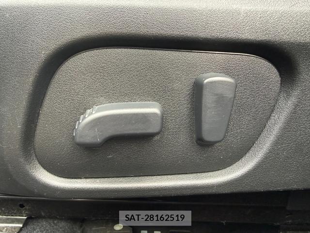 Subaru XV HYBRID 2013-11 8373688-14