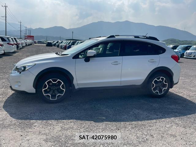 Subaru XV 2014-03 8372619-16