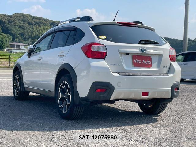 Subaru XV 2014-03 8372619-4