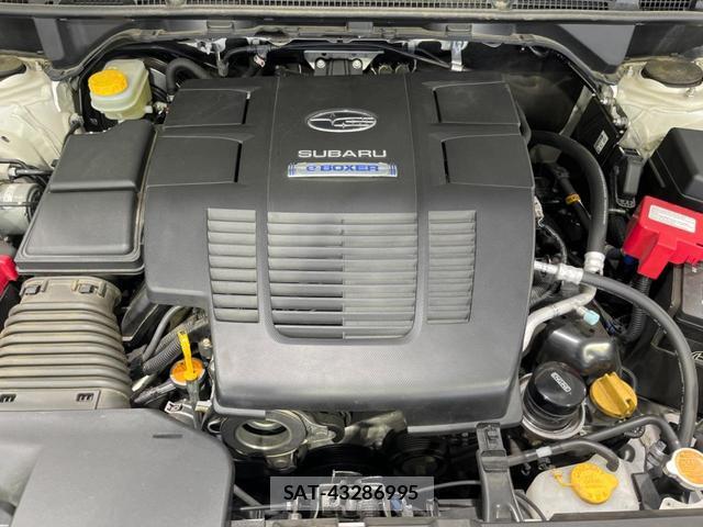 Subaru XV 2019-02 8372688-17