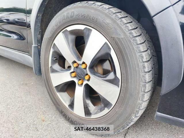 Subaru XV 2014-02 8372760-5