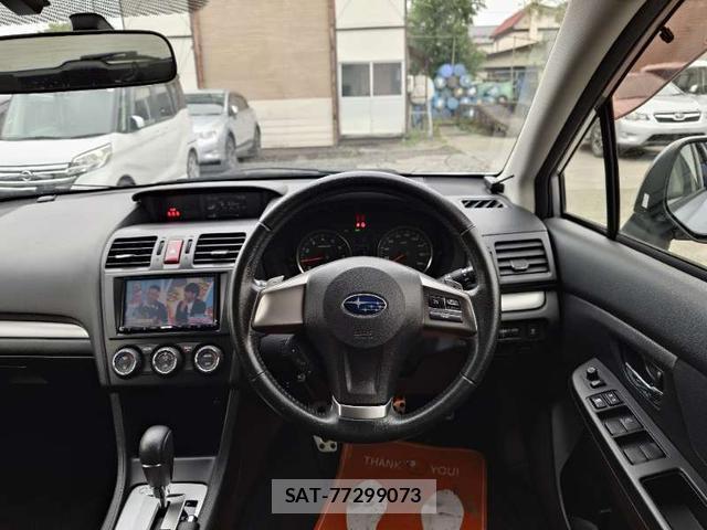 Subaru XV 2014-01 8372788-18