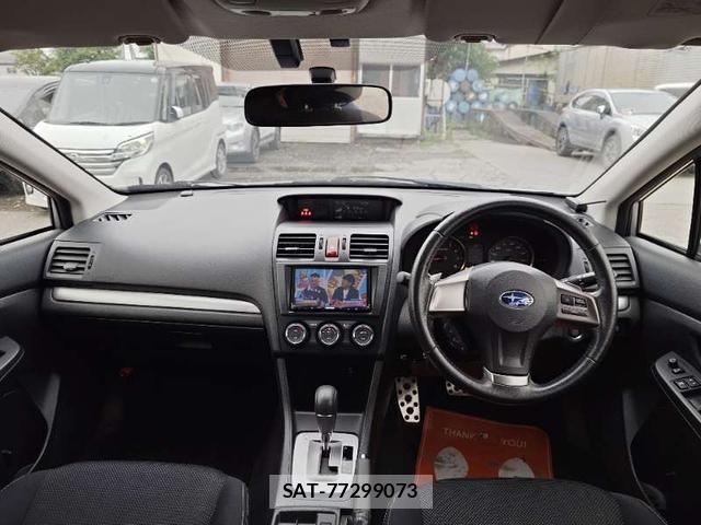 Subaru XV 2014-01 8372788-7