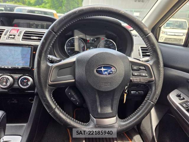 Subaru XV 2015-09 8373480-18