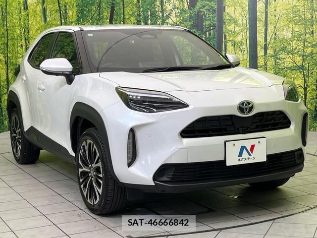Toyota YARIS CROSS 2024-05 8372460-15