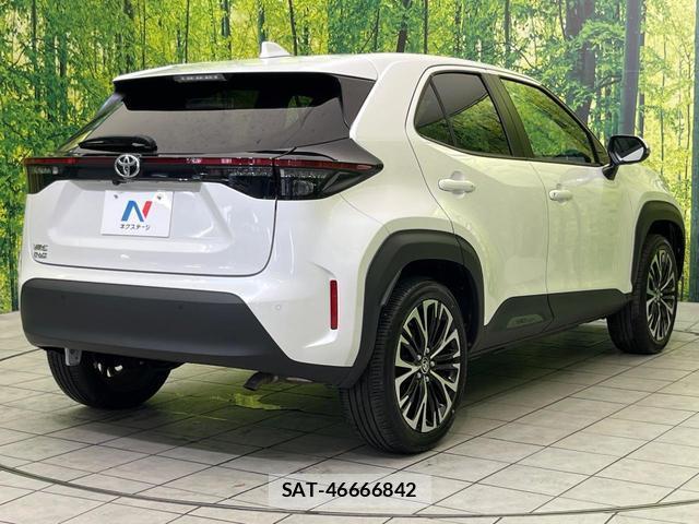 Toyota YARIS CROSS 2024-05 8372460-16