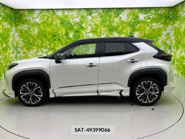 Toyota YARIS CROSS 2021-05 8373348-1