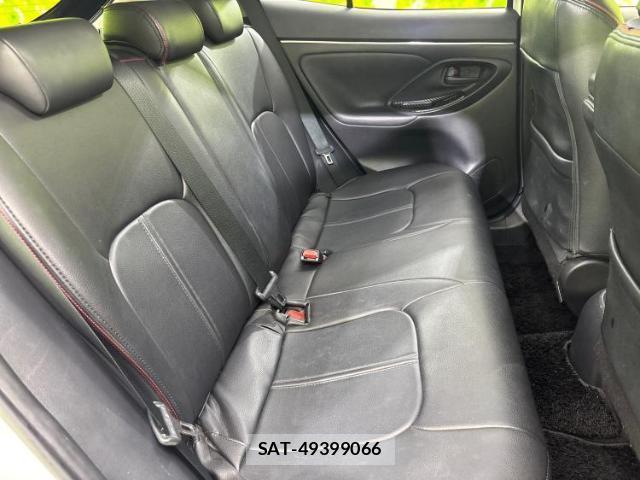 Toyota YARIS CROSS 2021-05 8373348-5