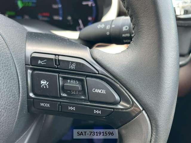 Toyota YARIS CROSS 2022-01 8373641-11