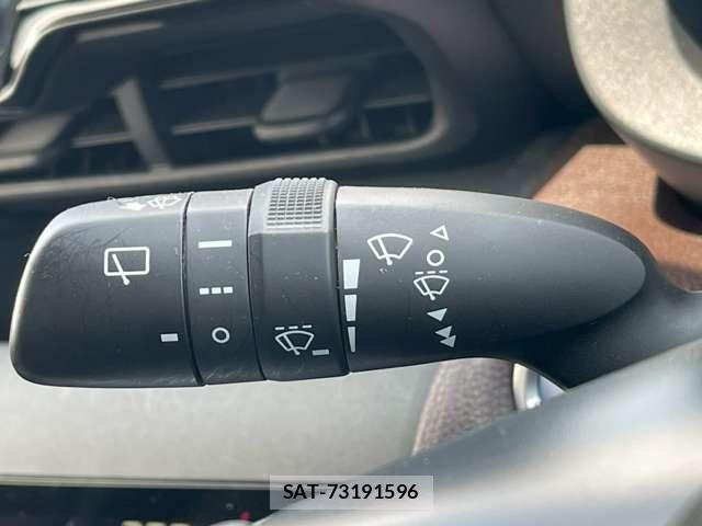 Toyota YARIS CROSS 2022-01 8373641-12