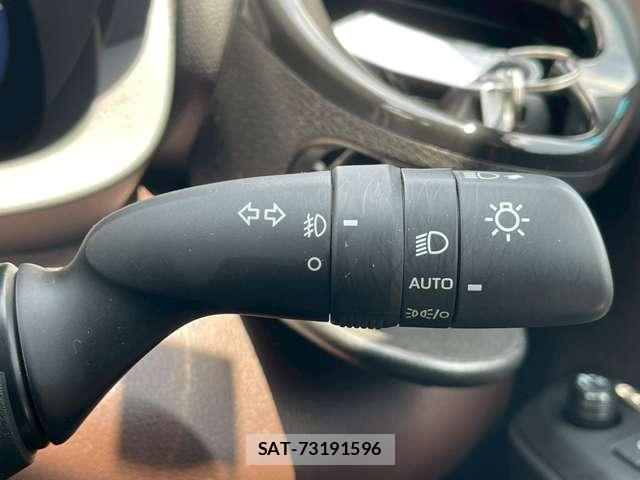 Toyota YARIS CROSS 2022-01 8373641-13