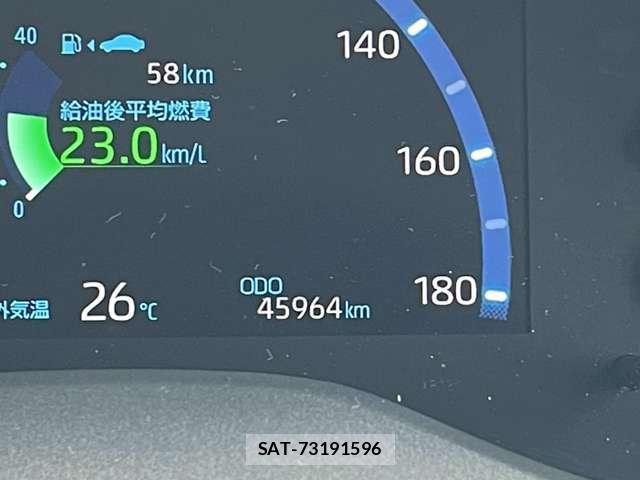 Toyota YARIS CROSS 2022-01 8373641-14