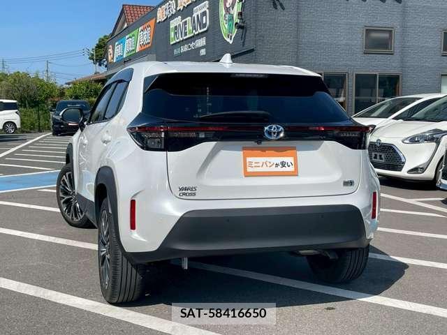 Toyota YARIS CROSS 2023-07 8373649-1
