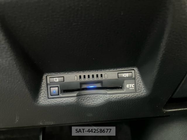 Toyota YARIS CROSS 2021-12 8373732-8
