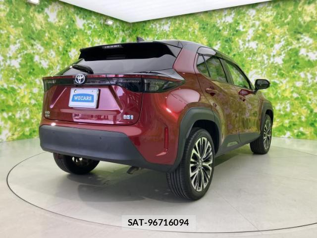 Toyota YARIS CROSS 2021-06 8374159-2