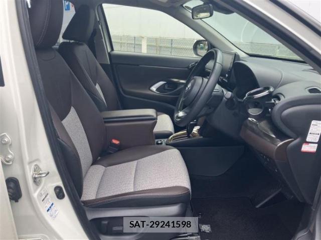 Toyota YARIS CROSS 2020-12 8374161-4