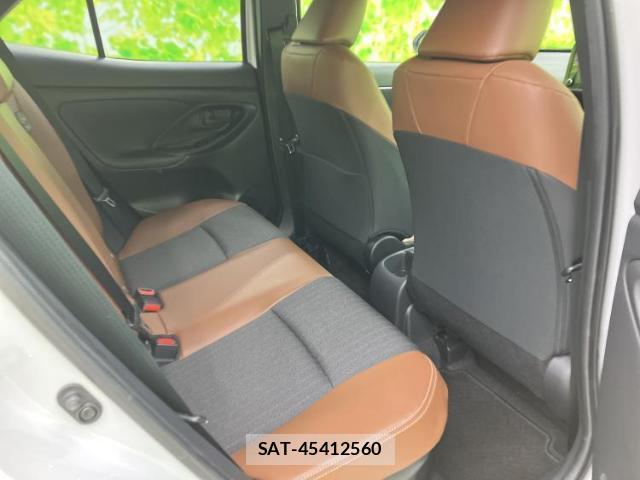 Toyota YARIS CROSS 2023-07 8374273-4