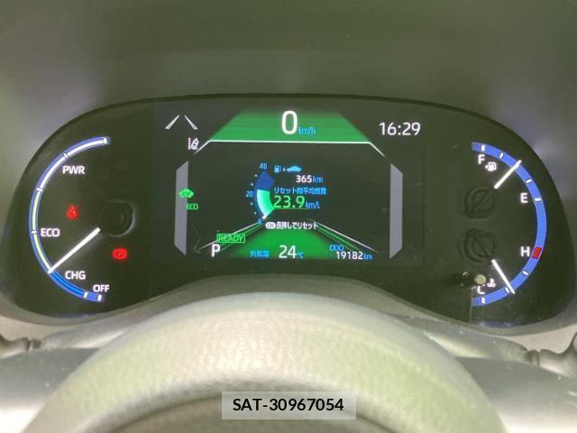 Toyota YARIS CROSS 2023-06 8374321-11