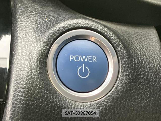 Toyota YARIS CROSS 2023-06 8374321-17
