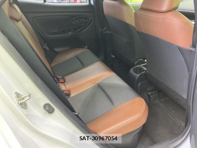 Toyota YARIS CROSS 2023-06 8374321-4