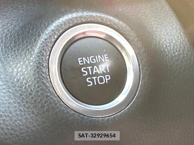 Toyota YARIS 2021-07 8372571-8