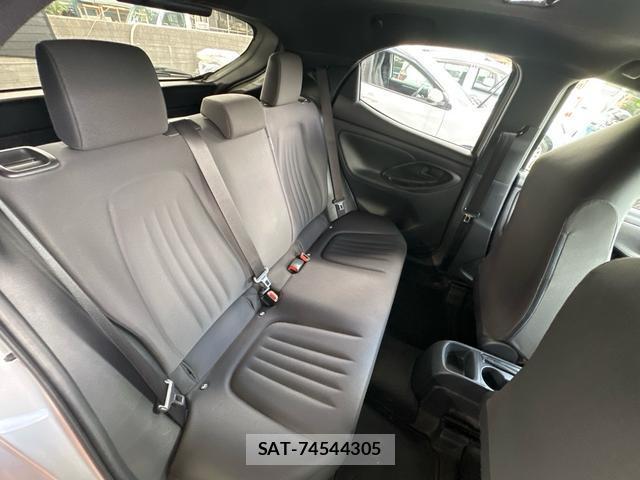 Toyota YARIS 2020-07 8372574-12