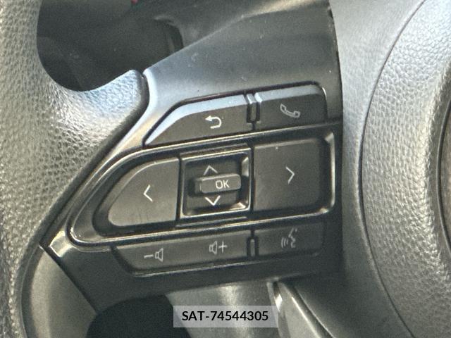Toyota YARIS 2020-07 8372574-16