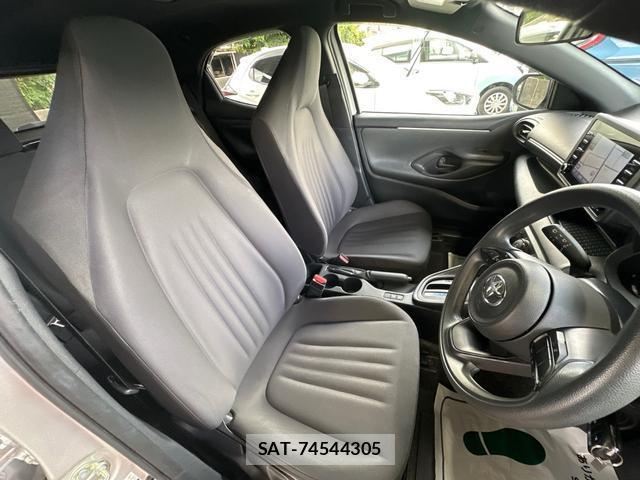 Toyota YARIS 2020-07 8372574-9