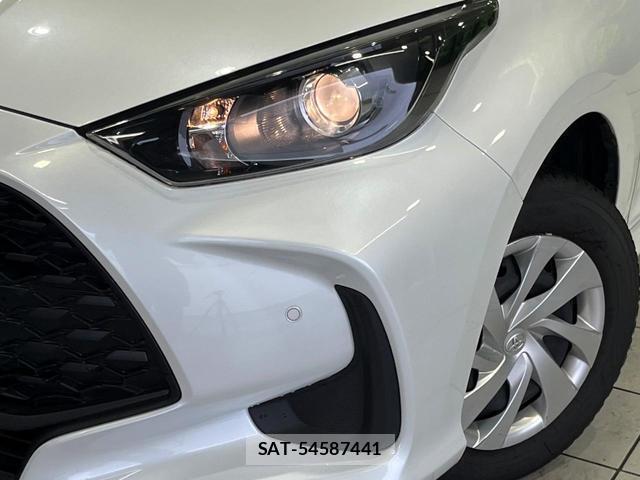 Toyota YARIS 2024-06 8372674-11