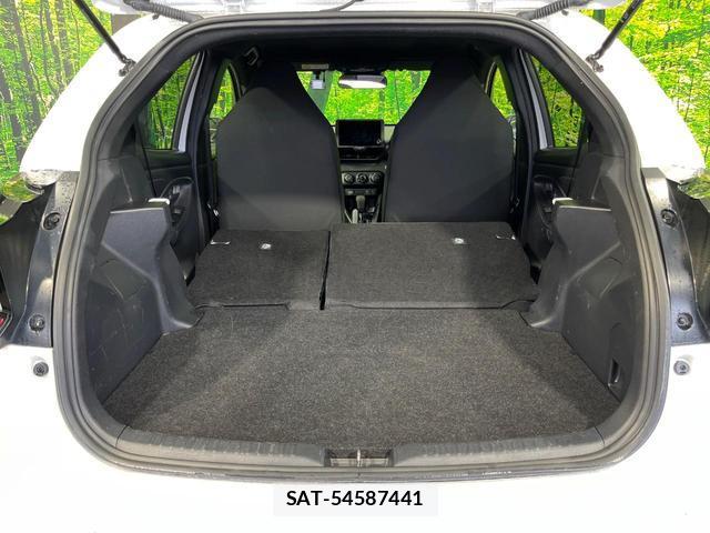 Toyota YARIS 2024-06 8372674-9