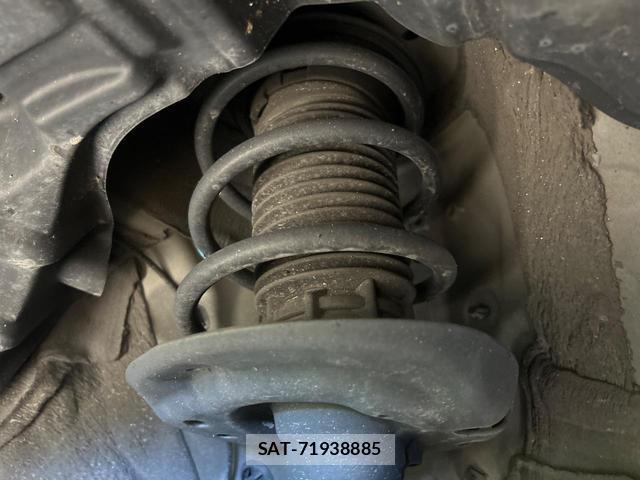 Toyota YARIS 2020-11 8372706-19
