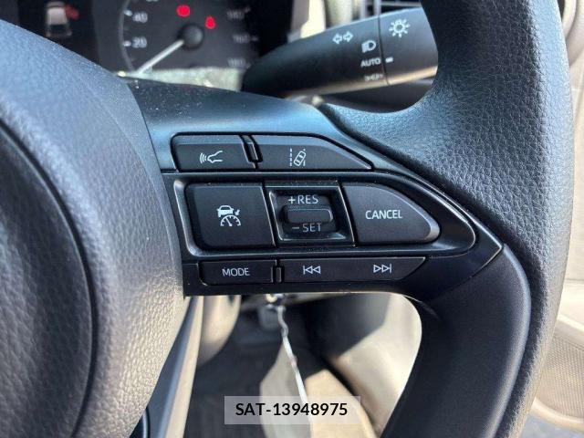 Toyota YARIS 2021-08 8373093-4