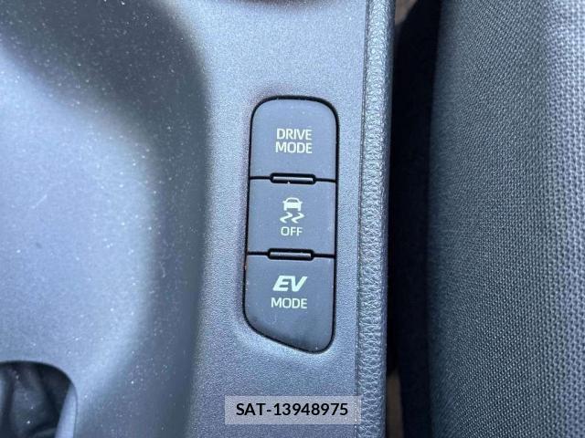 Toyota YARIS 2021-08 8373093-8