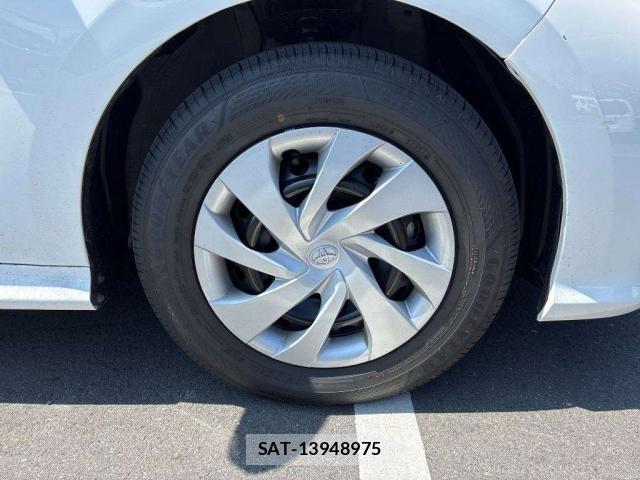 Toyota YARIS 2021-08 8373093-9