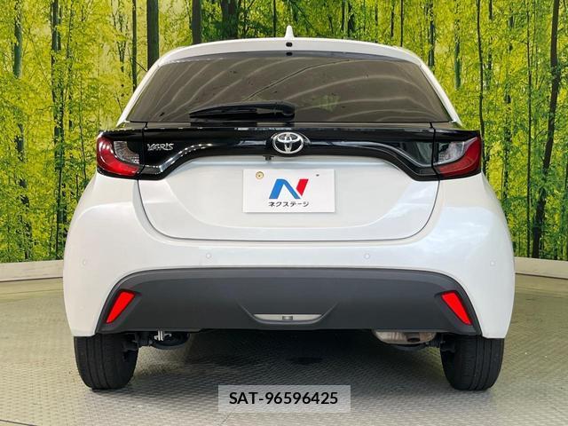 Toyota YARIS 2023-07 8373159-14
