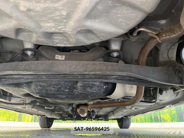 Toyota YARIS 2023-07 8373159-18