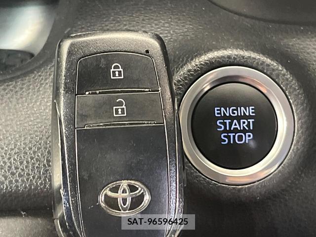 Toyota YARIS 2023-07 8373159-4