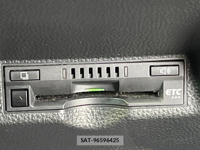 Toyota YARIS 2023-07 8373159-5