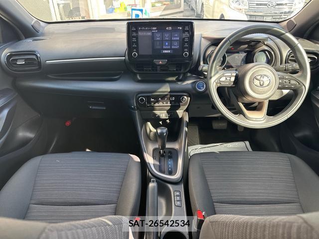 Toyota YARIS 2021-08 8373200-1