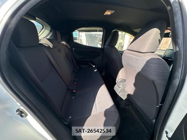 Toyota YARIS 2021-08 8373200-11