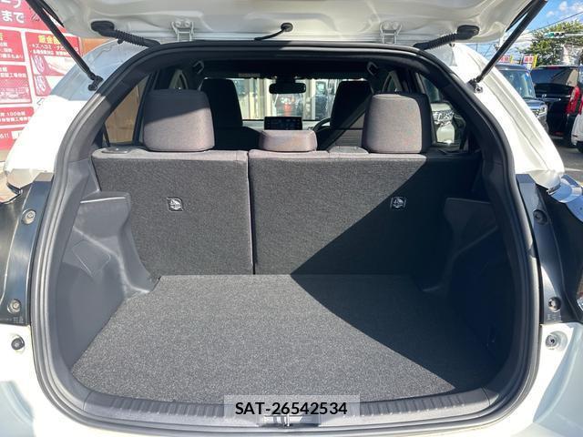 Toyota YARIS 2021-08 8373200-14