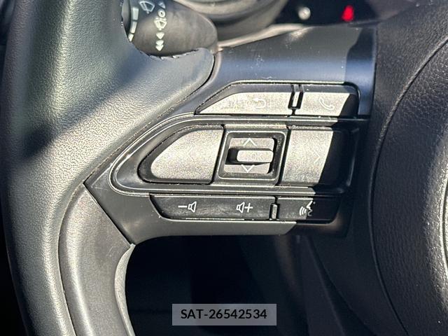 Toyota YARIS 2021-08 8373200-15