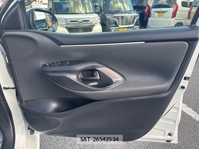 Toyota YARIS 2021-08 8373200-17