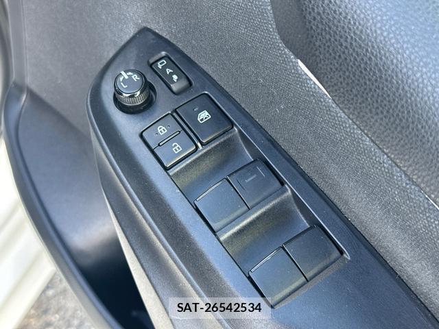 Toyota YARIS 2021-08 8373200-18