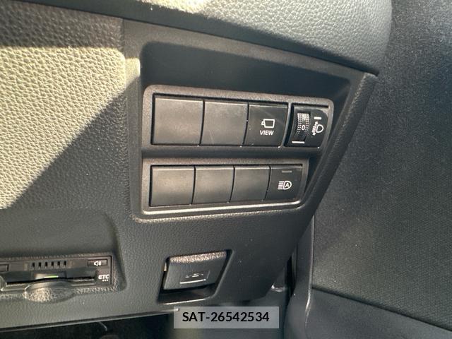 Toyota YARIS 2021-08 8373200-6