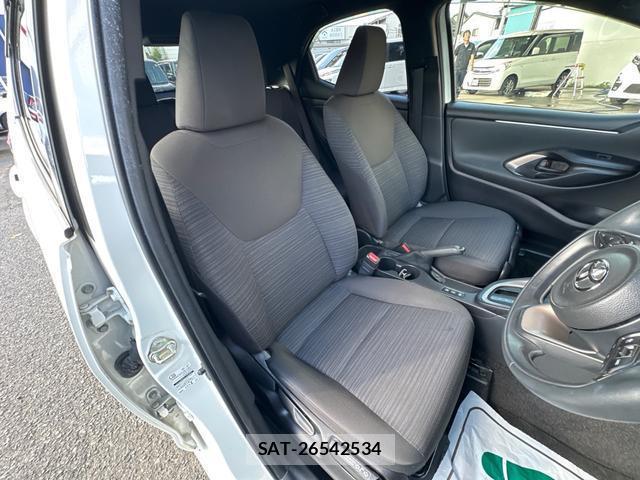 Toyota YARIS 2021-08 8373200-9