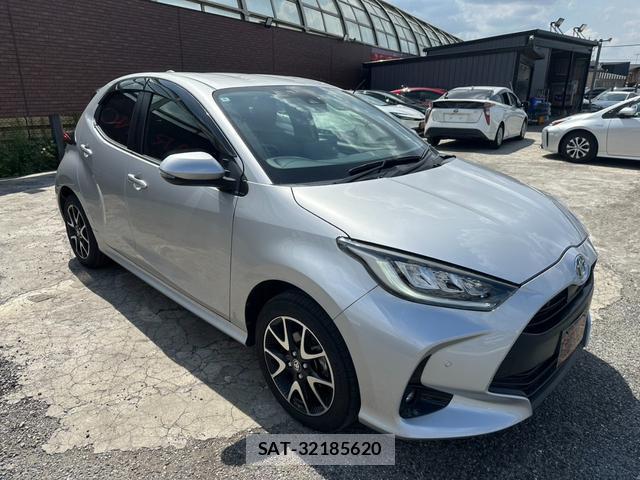 Toyota YARIS 2020-06 8373515-13