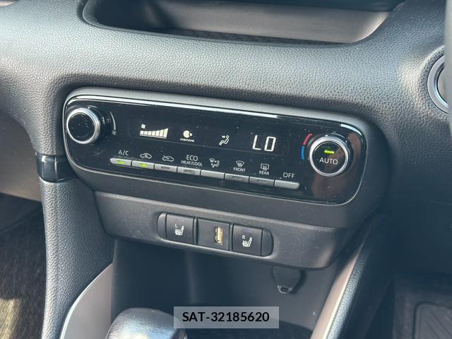 Toyota YARIS 2020-06 8373515-9